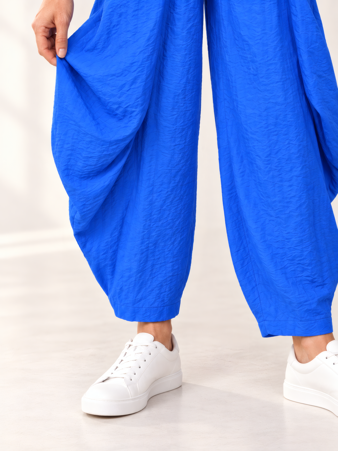 Eleven Stitch Design By Gerties Double Pocket Pant in Ocean, close up of the fabric and details