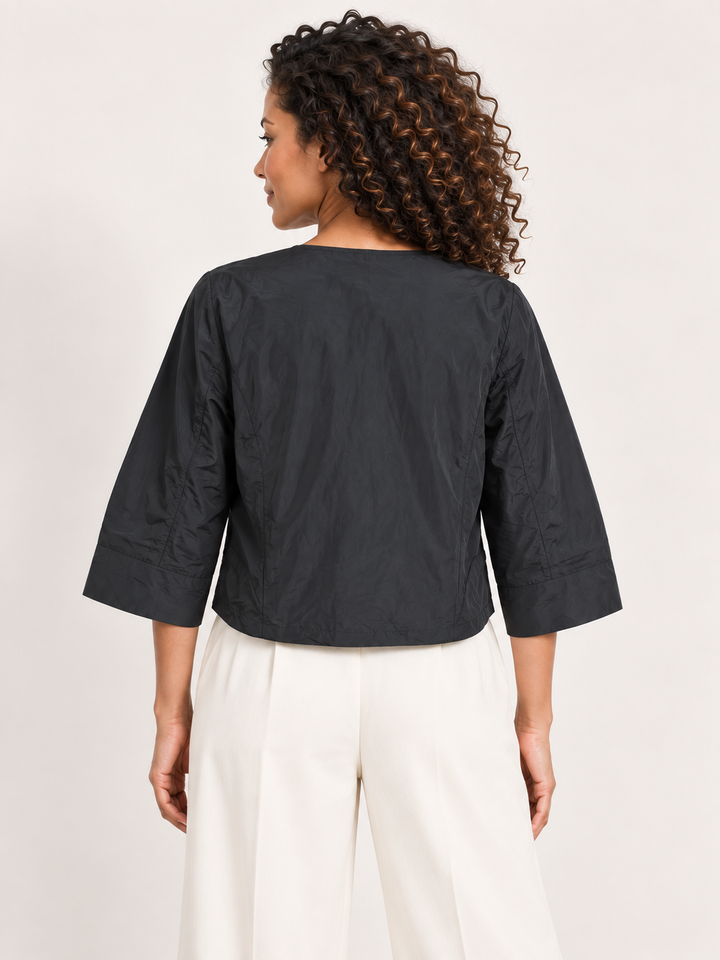 Back view, Kozan Arturo Jacket in Jet, boxy cropped jacket
