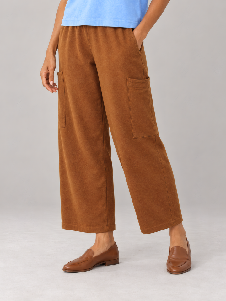 Pacific Cotton Pasha Pant in Pinecone, close up of the fabric and details