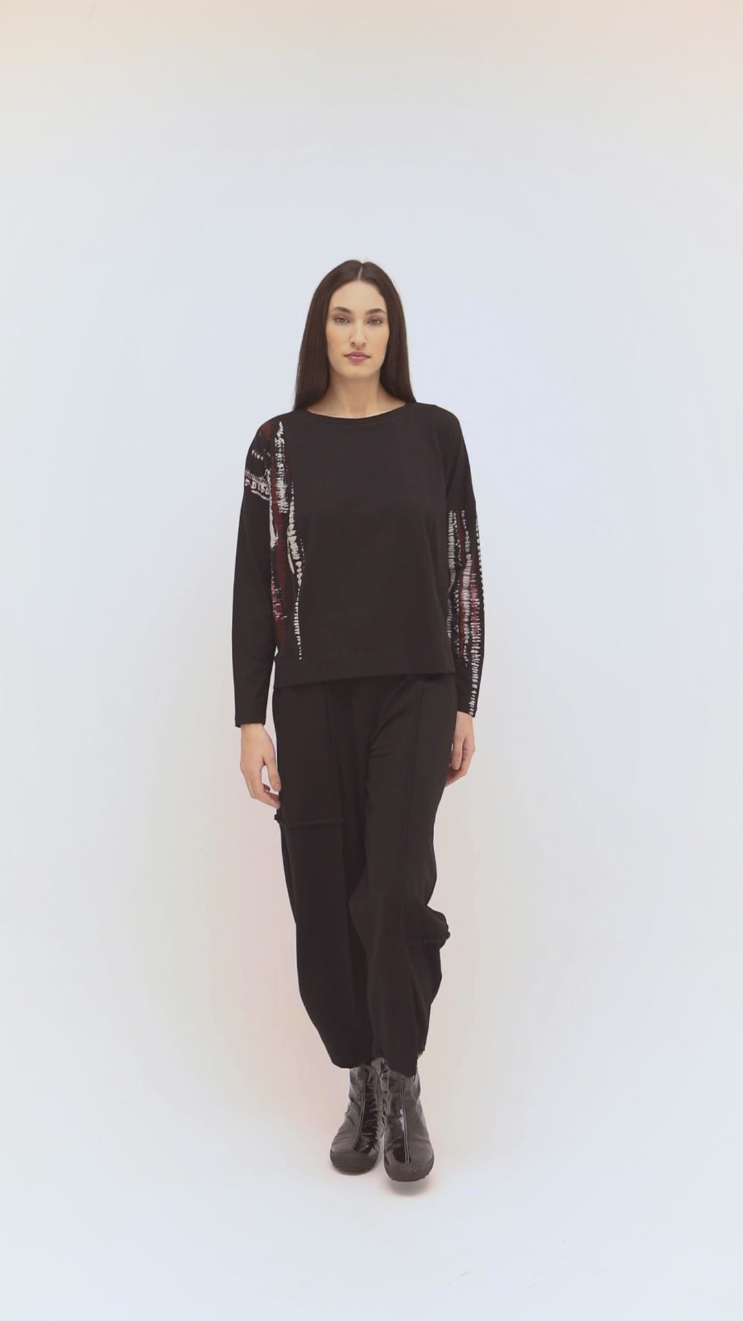 Ozai N Ku - Black Abstract Plaid Accent Top