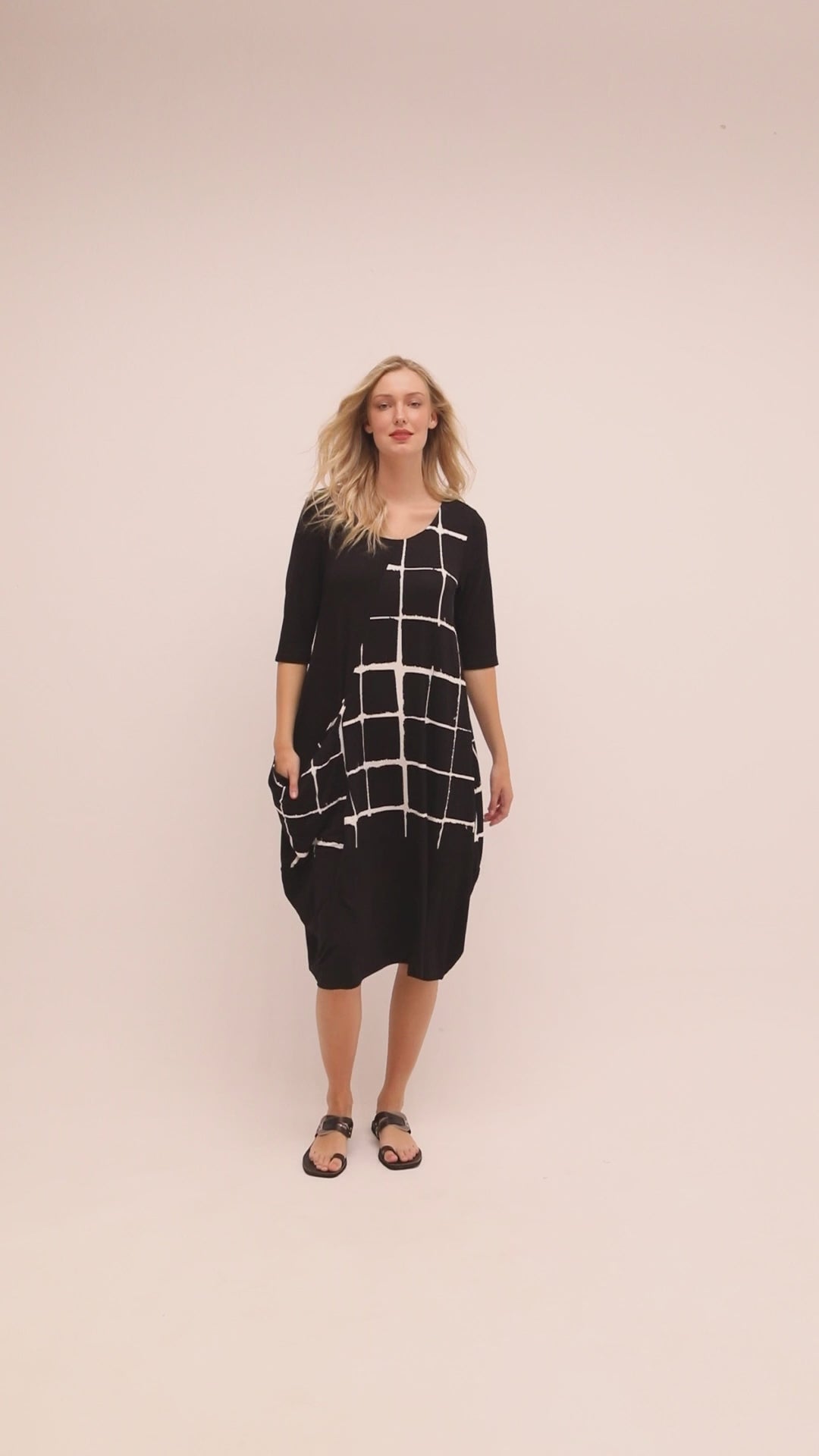 Ozai N Ku Chara Easy Dress, Mono Final Sale Item