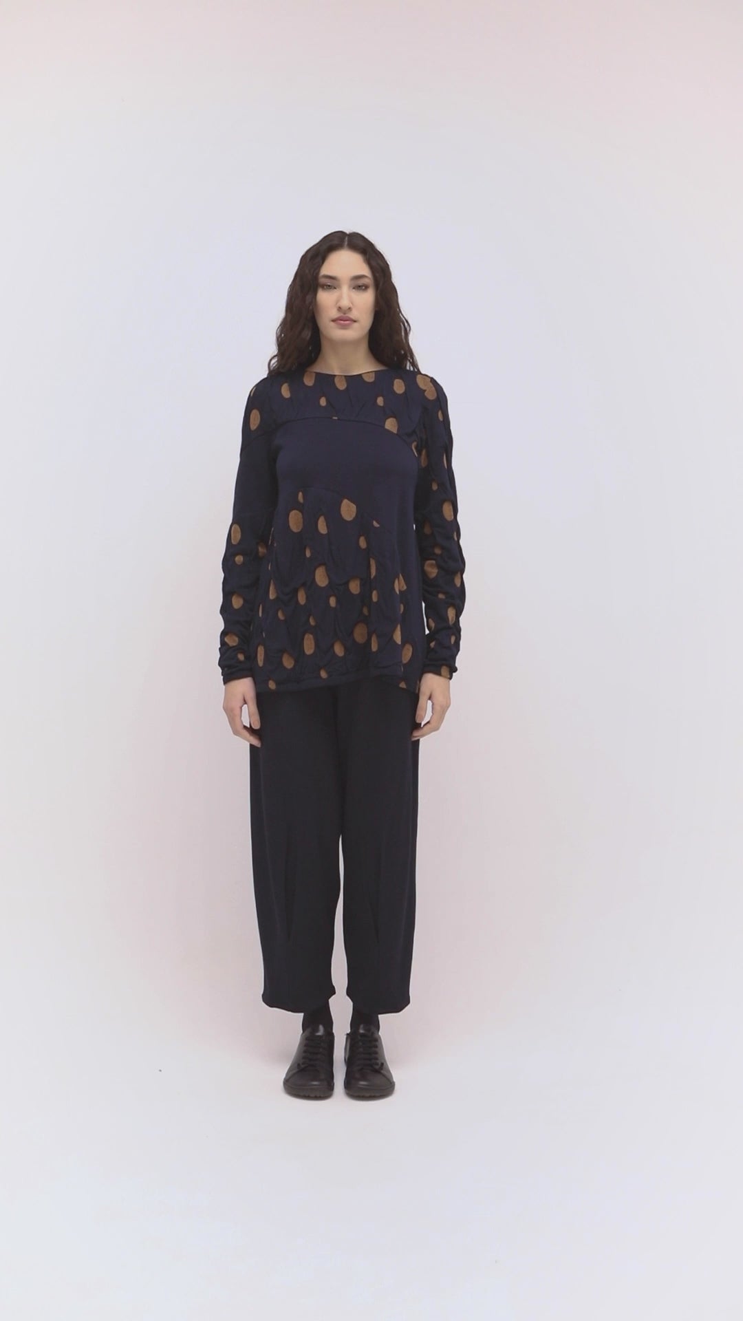 Ozai N Ku - Dot Color-Block Tunic Top