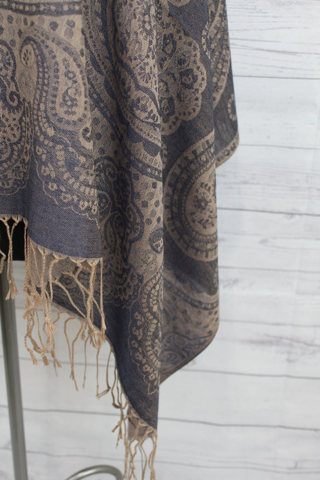 Charcoal Paisley Pashmina - Shopboutiquekarma