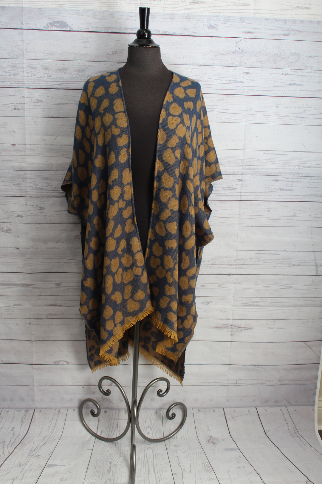 Leopard Cozy Kimono - Shopboutiquekarma