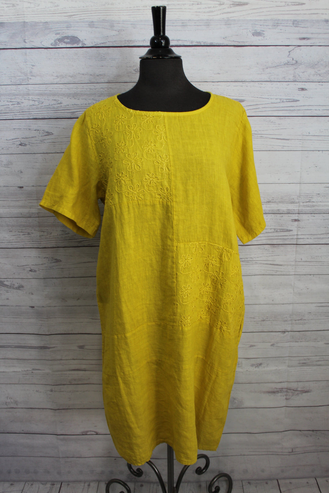 Made in Italy - Linen Embroidered Tunic Final Sale Item by Made in Italy Linen Made in Italy - Linen Embroidered Tunic Final Sale Item by Made in Italy Linen